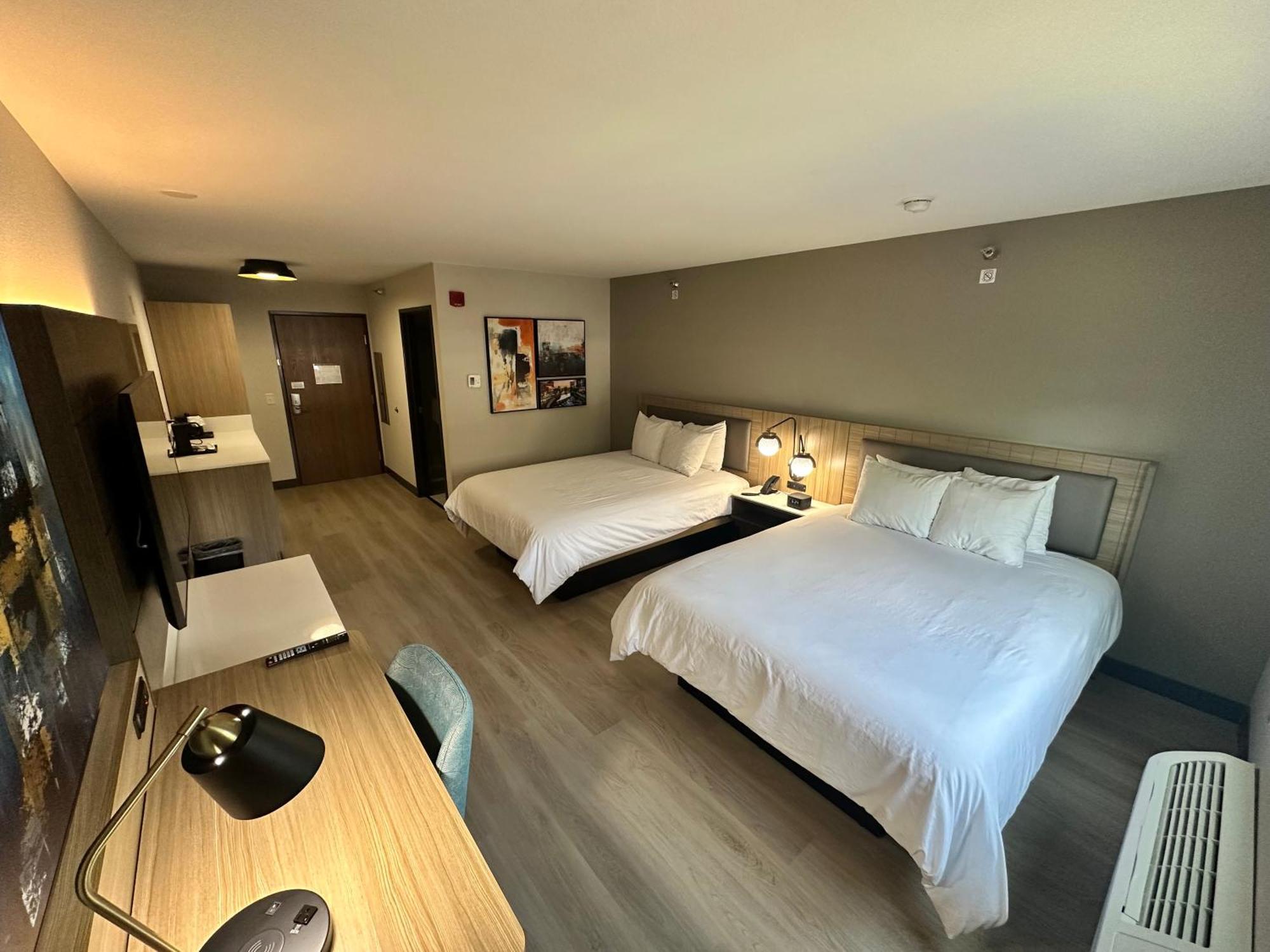 Midtown Suites - Greenville Exteriör bild