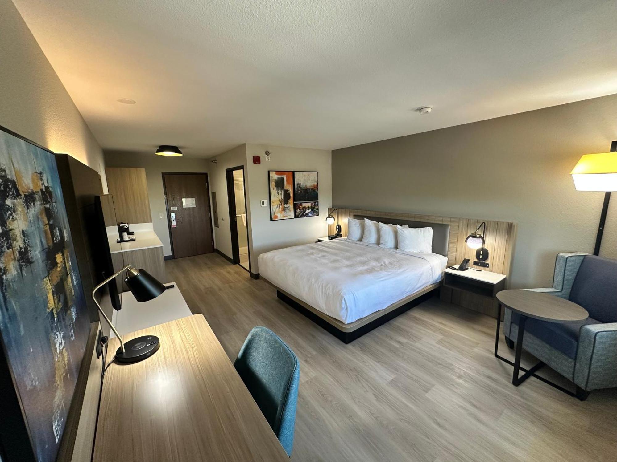 Midtown Suites - Greenville Exteriör bild
